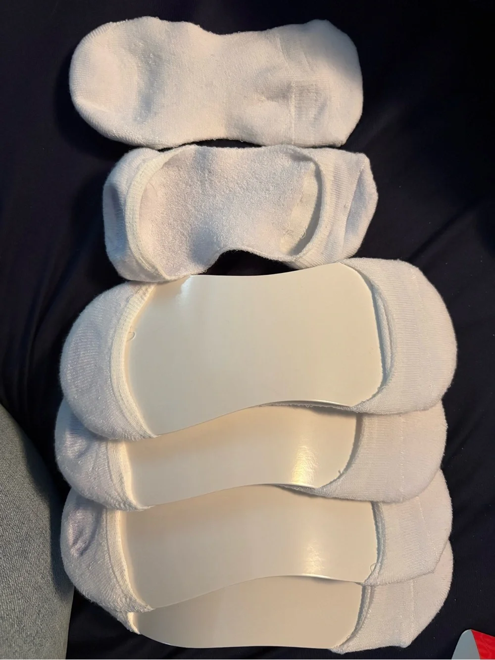 Low Cut Cushion No-Show Socks - white